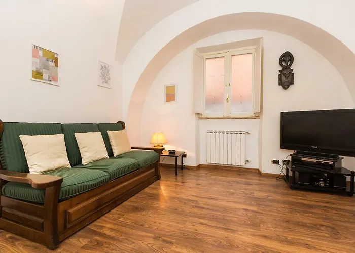 Lovely New Home, Via Nazionale Roma